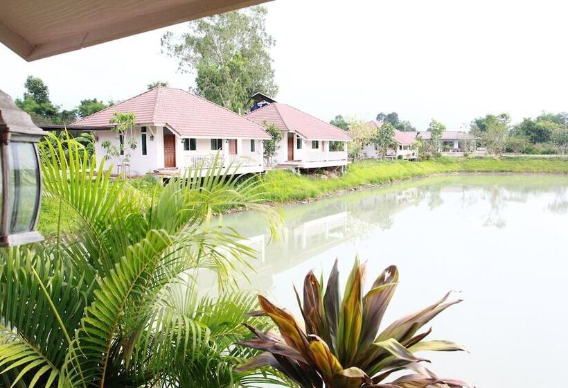 فندق Pirom Lake And Resort