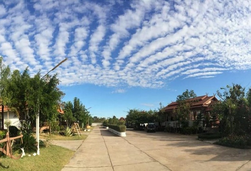 ホテル Plaifah Resort Ubon