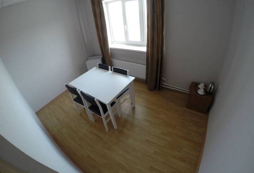 בית מלון כפרי Polana