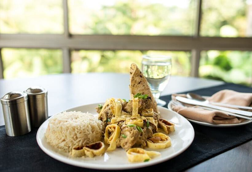 فندق Polo Orchid Tura