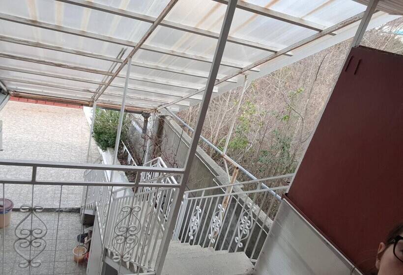 فندق Prostor Guest House