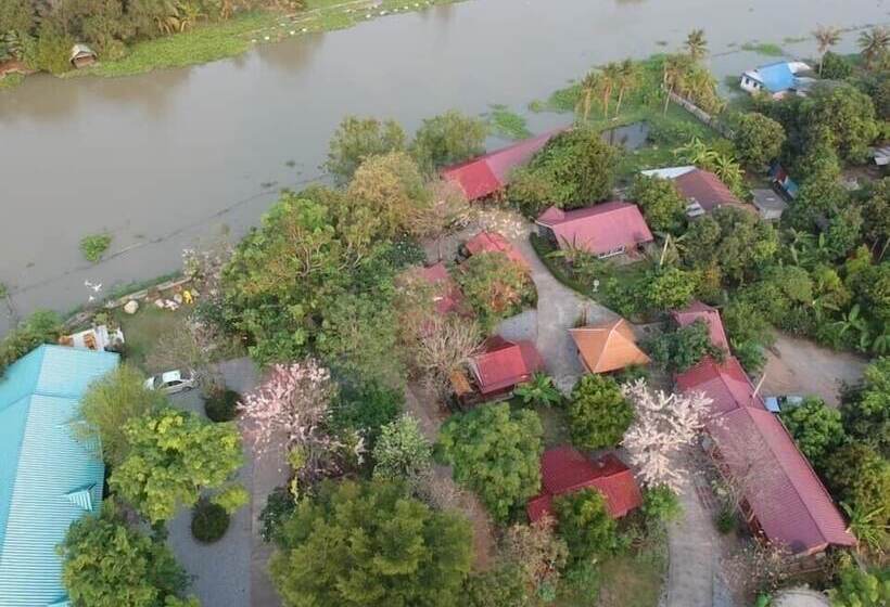 فندق Punpisa Resort