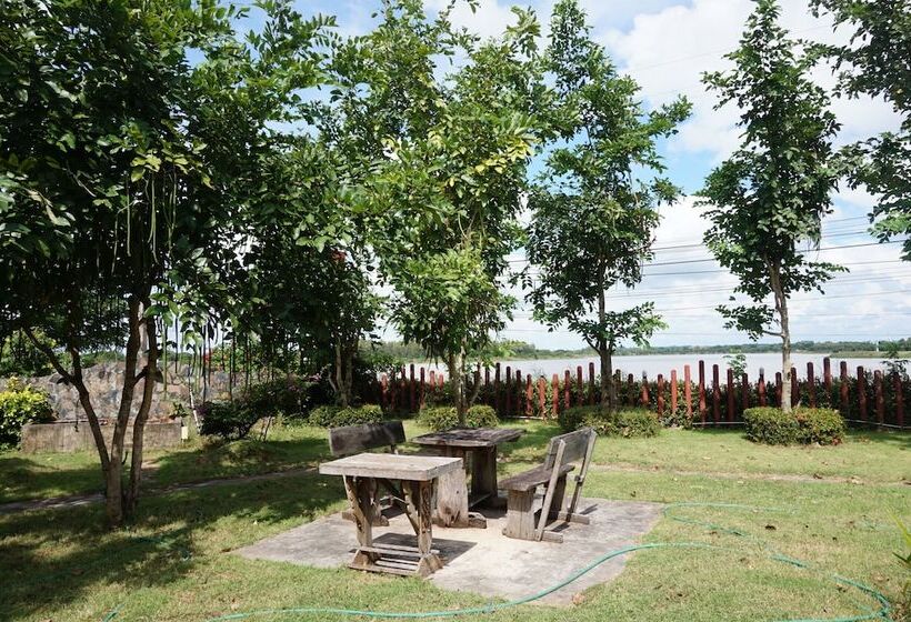 فندق Ratchapreuk Resort