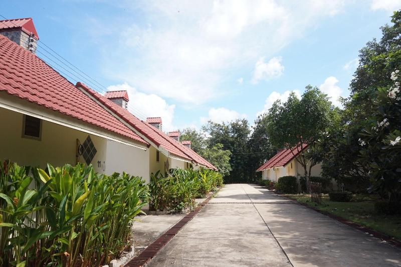 فندق Ratchapreuk Resort