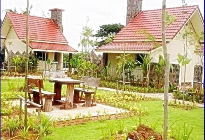 فندق Ratchapreuk Resort