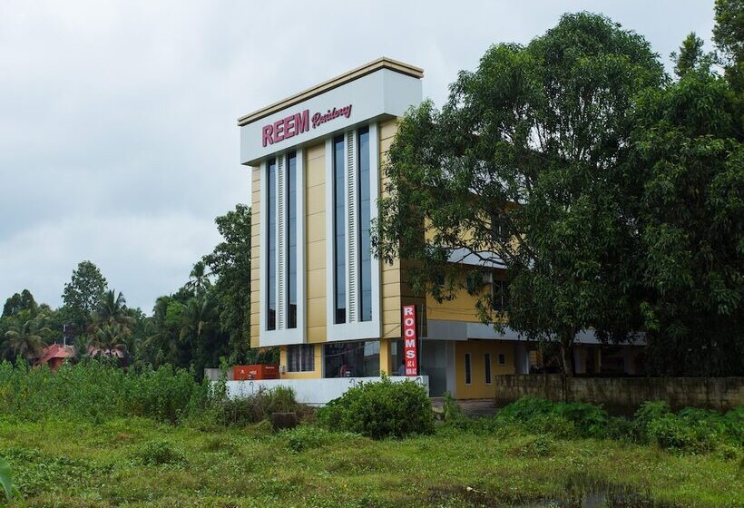 Fabhotel Reem Residency   Nr Cochin International Airport