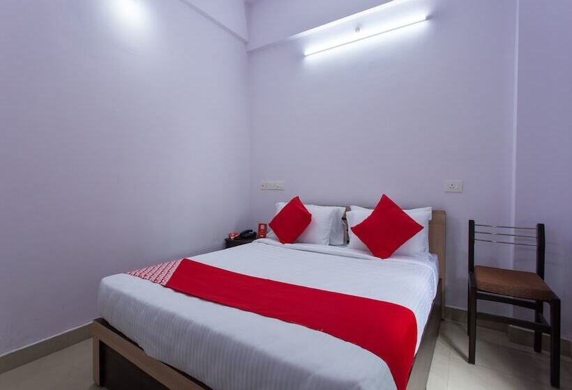 Fabhotel Reem Residency   Nr Cochin International Airport