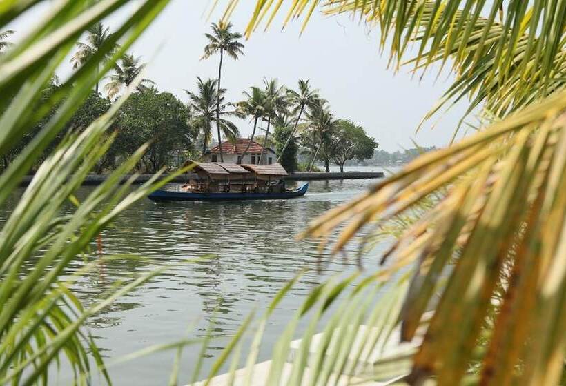 ホテル Regant Lake Palace