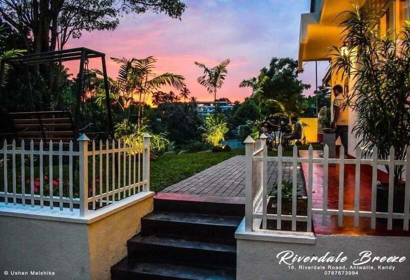 בית מלון כפרי Riverdale Breeze