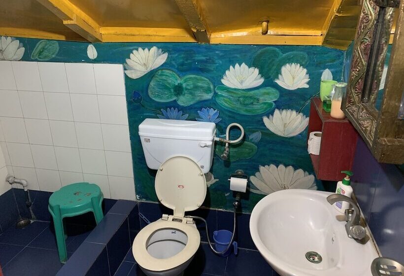 酒店 Rosastays Jeolikote Bara Bungalow