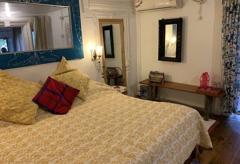 酒店 Rosastays Jeolikote Bara Bungalow