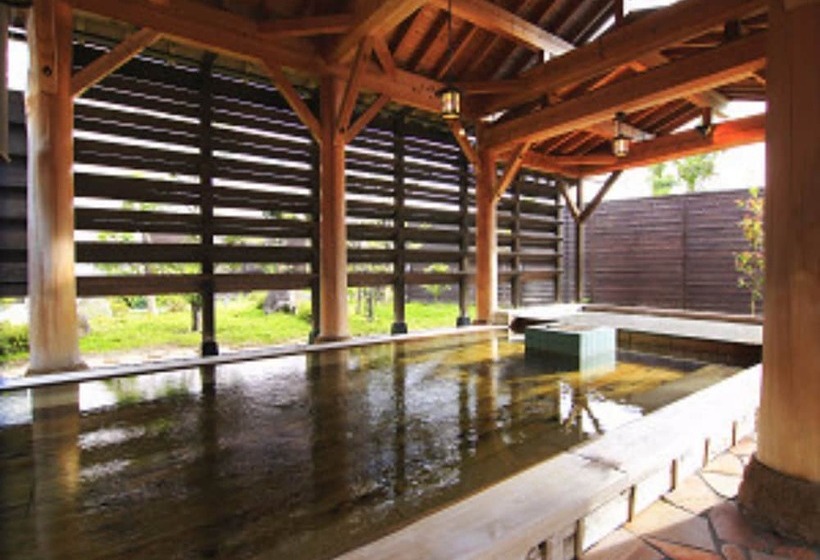 هتل Royal Hill Fukuchiyama & Spa