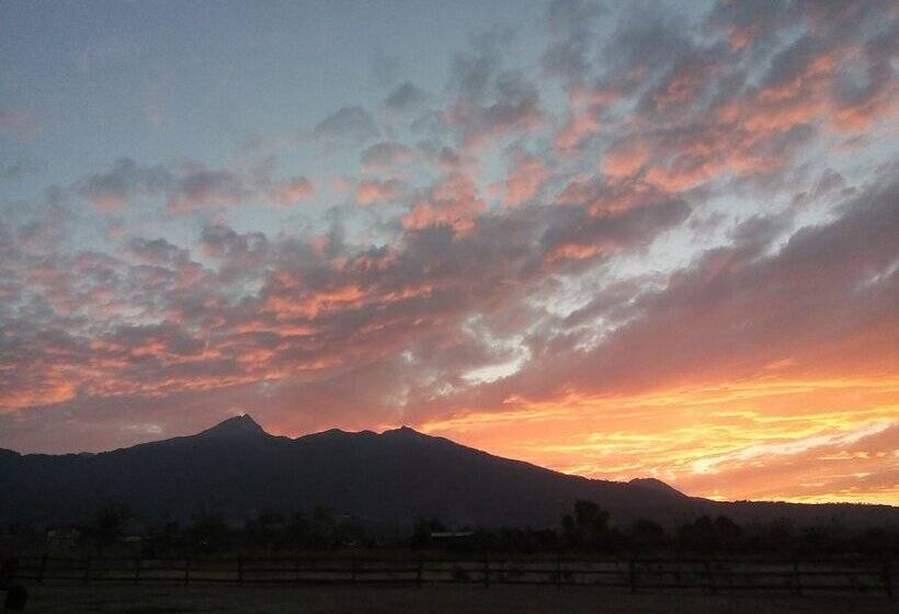 فندق ريفى Chalet De Colombo