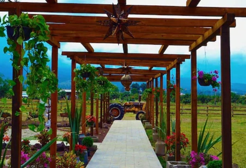 فندق ريفى Chalet De Colombo