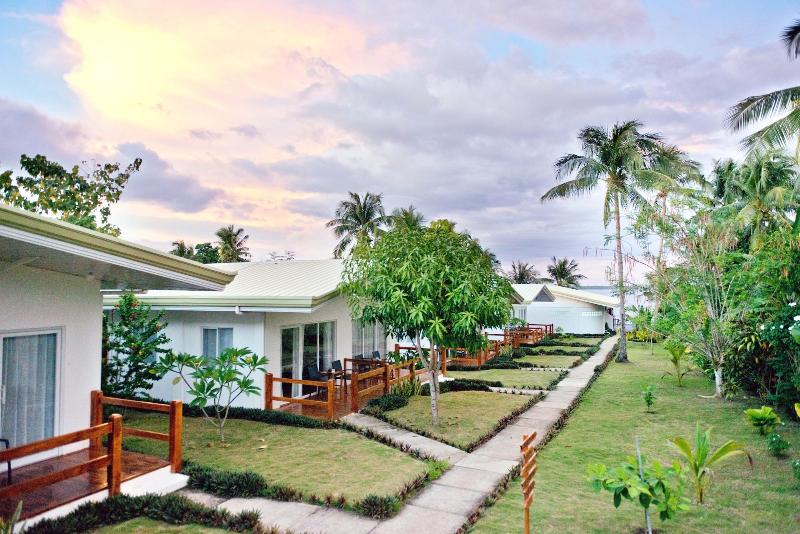 ホテル Sandingan Island Resort