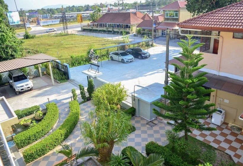 호텔 Tachang Airport