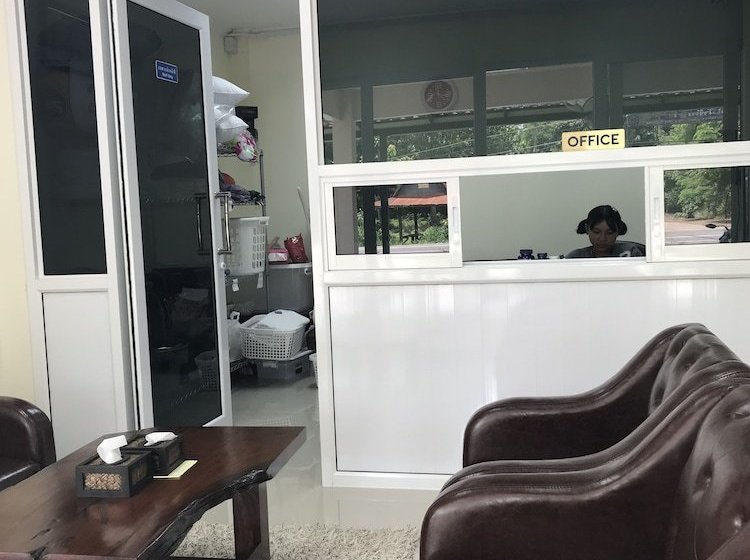 호텔 Thathong House