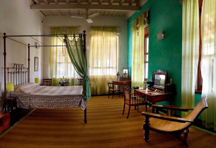 호텔 The Bungalow On The Beach   Tranquebar