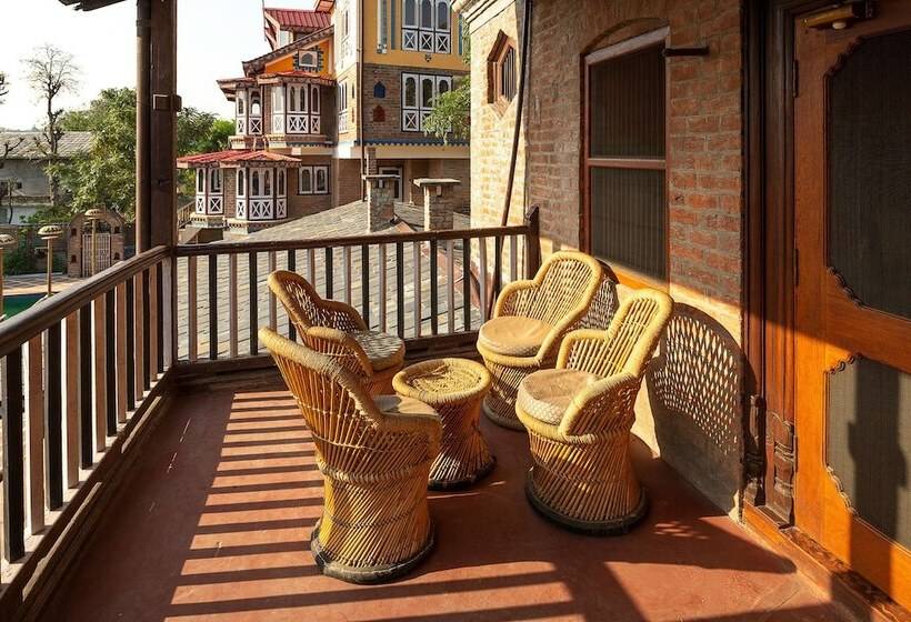 فندق Chateau Garli