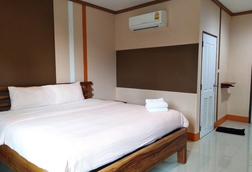 Отель The Colour