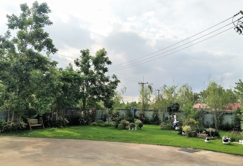 Отель The Colour