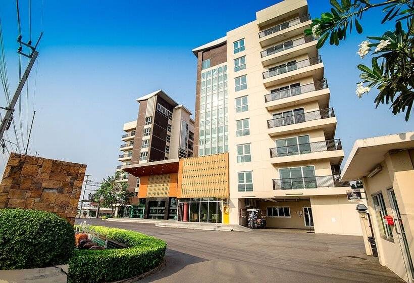 Отель The Cotai Luxury Design