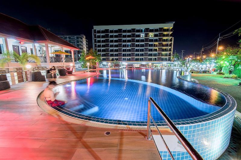 Отель The Cotai Luxury Design