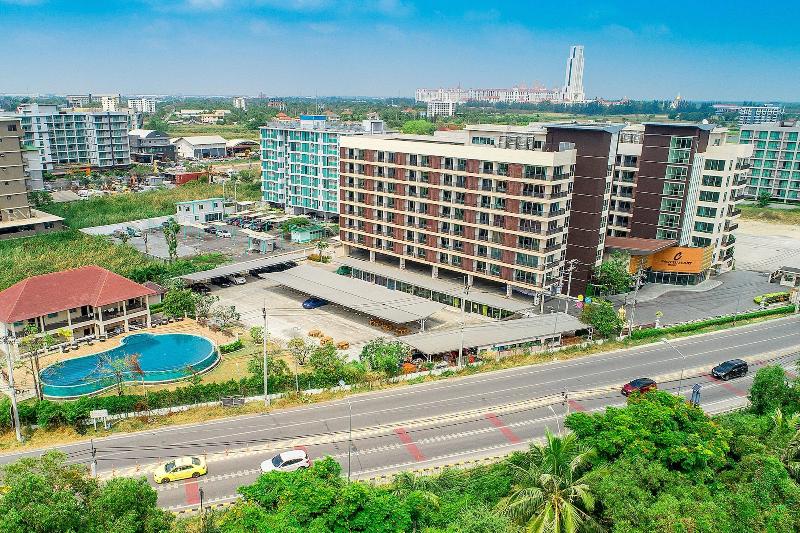 Отель The Cotai Luxury Design