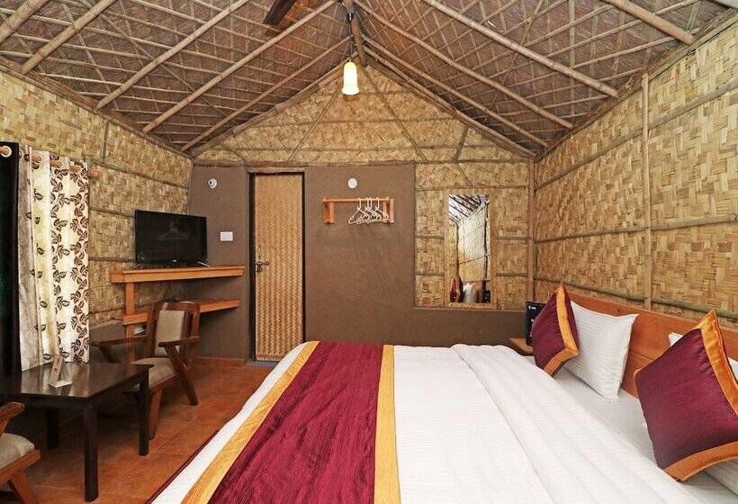 ホテル The Gharonda Hut By Oyo Rooms