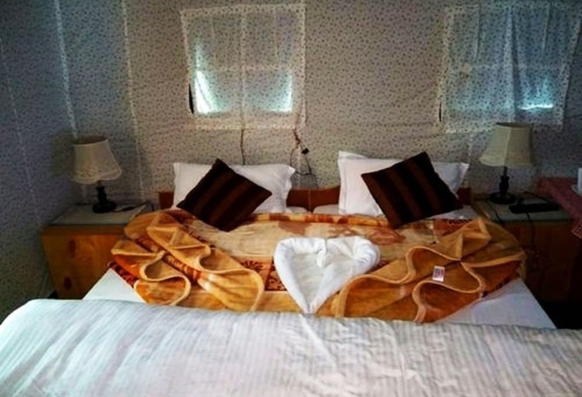 호텔 Tih Valley Flower Camp Nubra Glamping