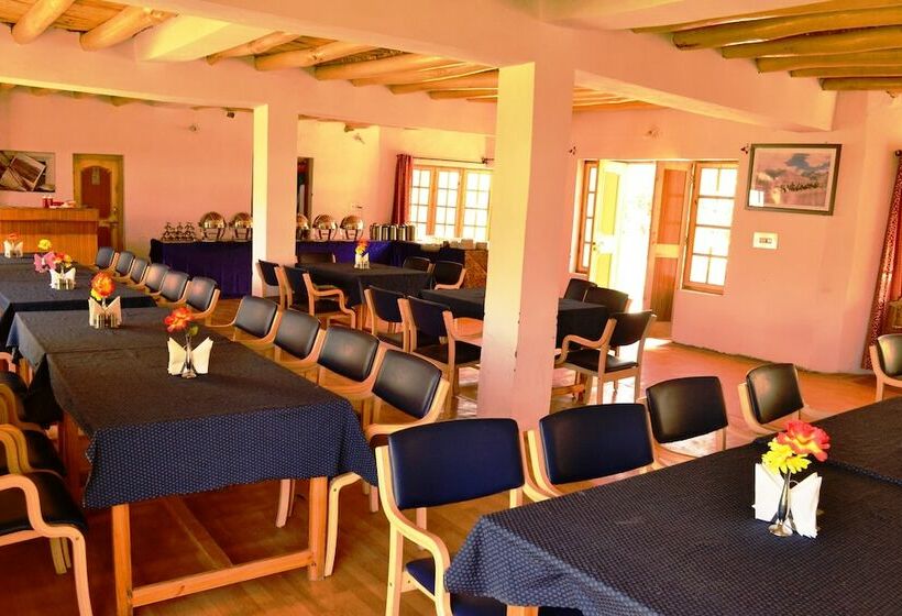 호텔 Tih Valley Flower Camp Nubra Glamping