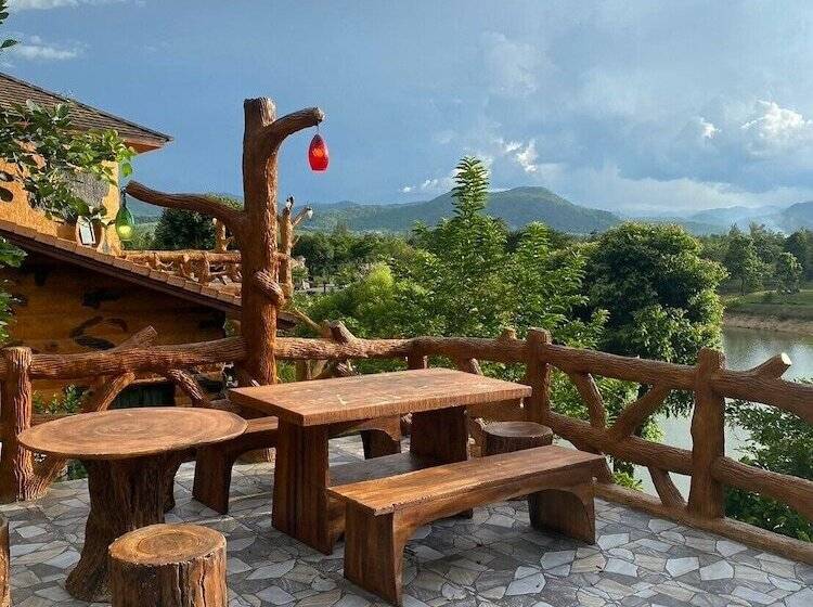 בית מלון כפרי Timberland And Fruit Resort