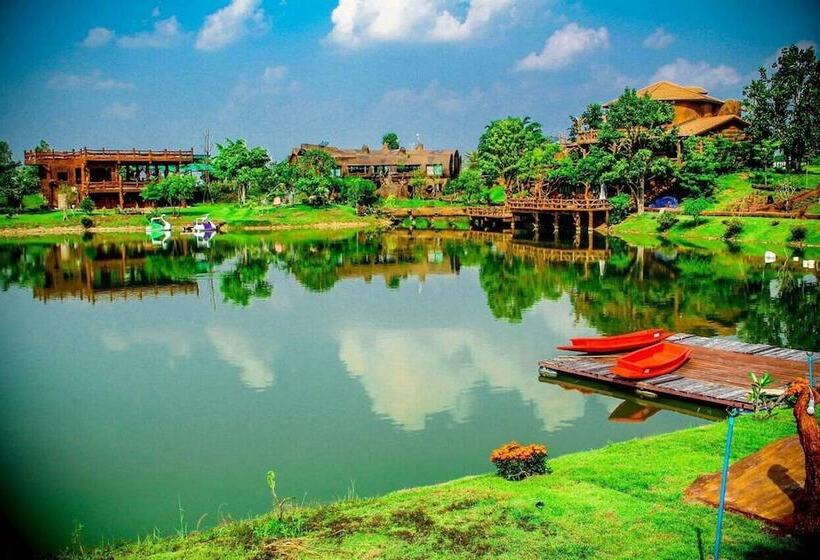 בית מלון כפרי Timberland And Fruit Resort