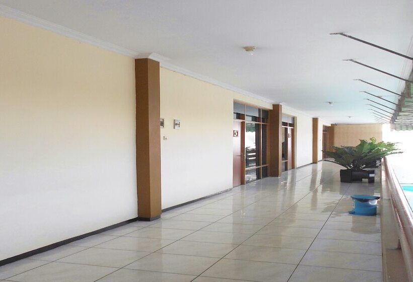 هتل Urban Malioboro Km 0