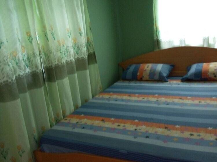 هتل Victory Lodge