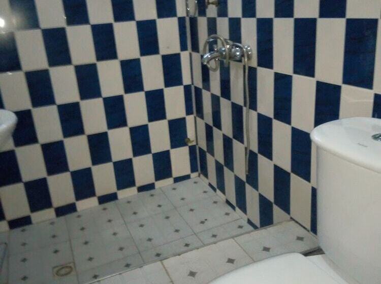 هتل Victory Lodge