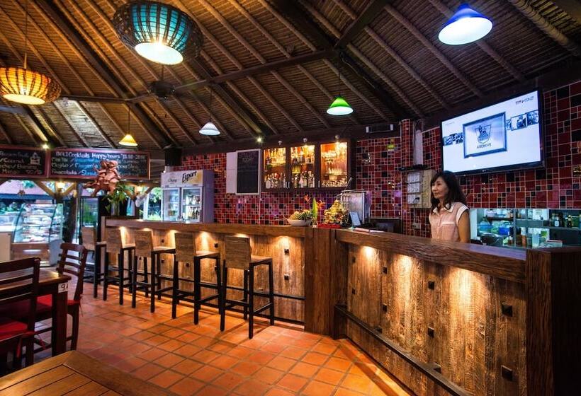 בית מלון כפרי Villa Bali Eco Resort, Rayong