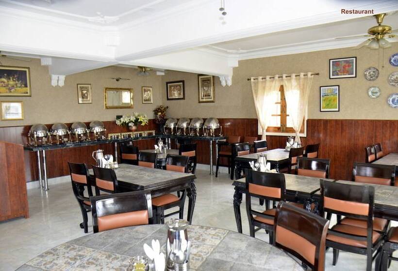 ホテル Winsum Hill