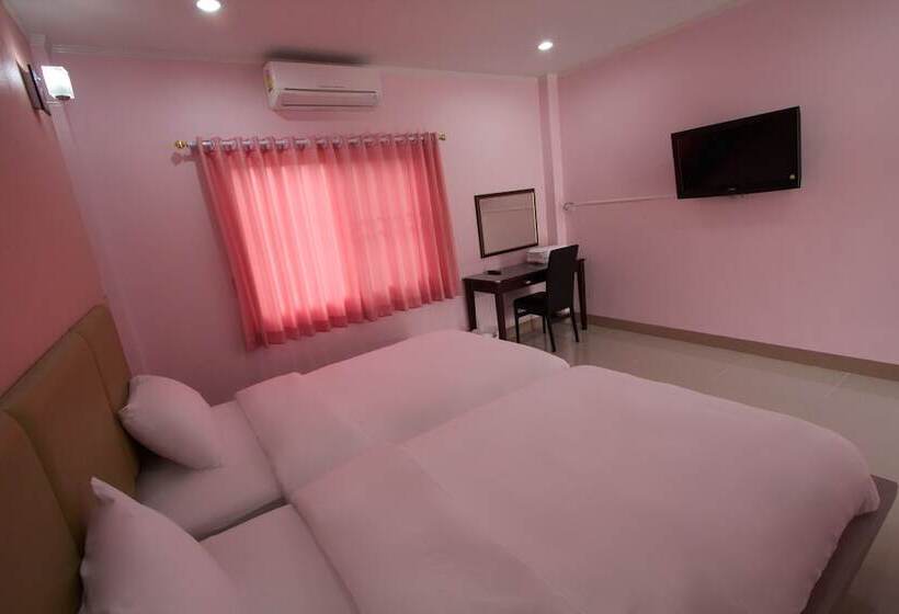 酒店 Worachat House