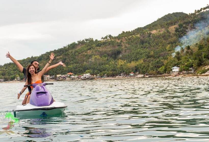 Jaynet Oceanview Resort