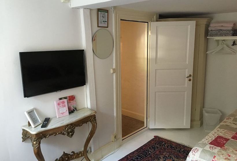 Kattrumpans Bed & Breakfast