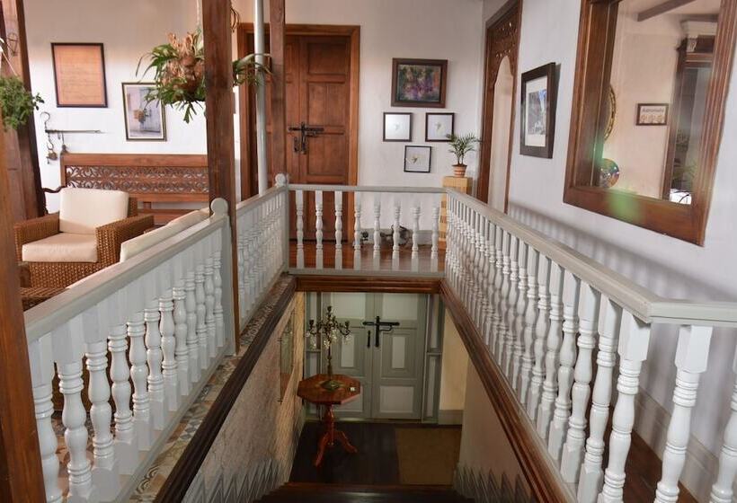 La Estancia Hotel Boutique