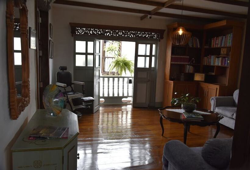 La Estancia Hotel Boutique