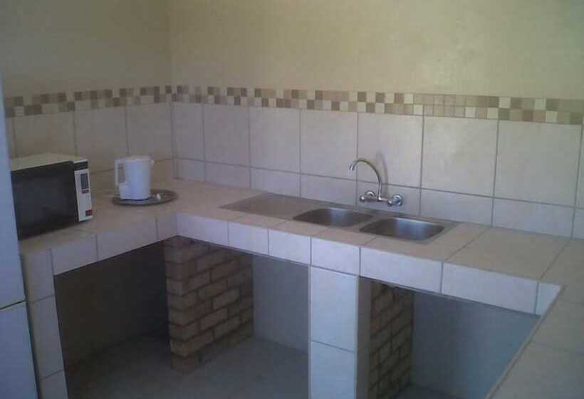 Namastat Lodge & Caravan Park