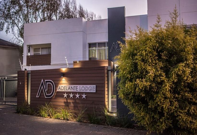 بنسيون Adelante Lodge