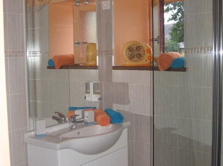 بنسيون Chambres Aux Bonnes Herbes