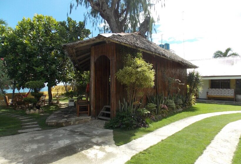 펜션 Baluarte De Argao Beach Resort