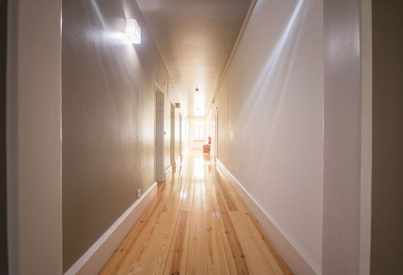 ペンション Castilho Residence