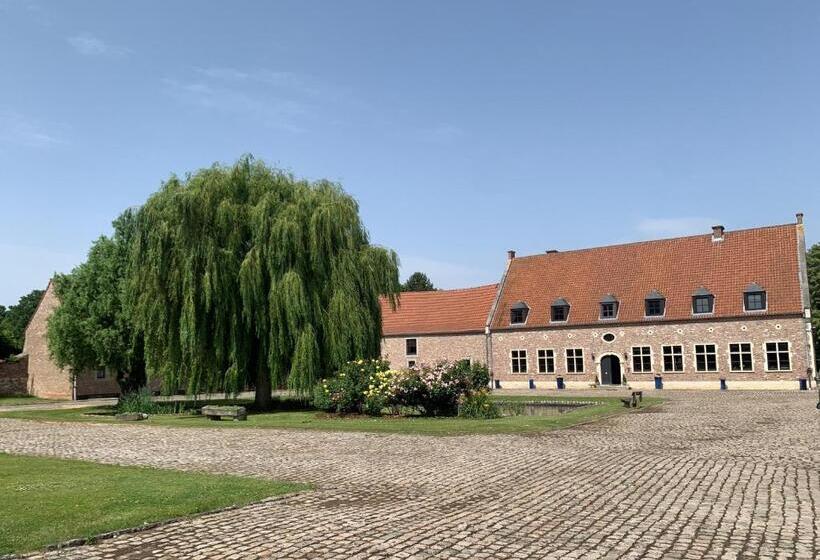 Пансион Chapeauveau Gîte   B&b   Events