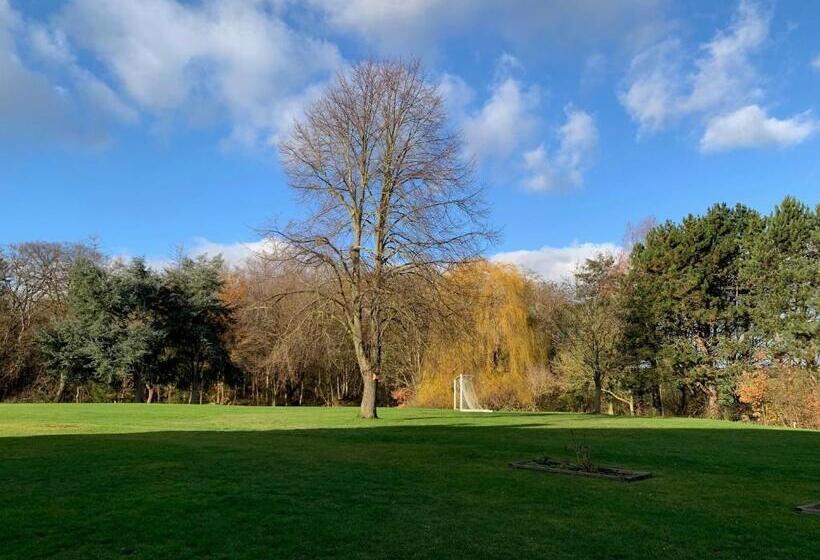 Пансион Chapeauveau Gîte   B&b   Events